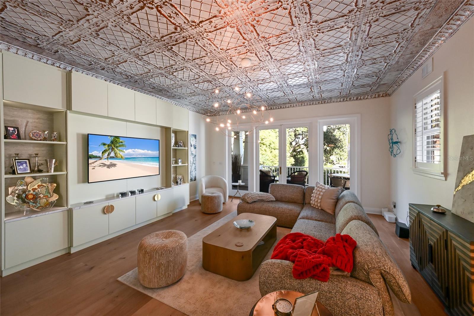 Image 10 of 42 For 1749 Lincoln Park Circle