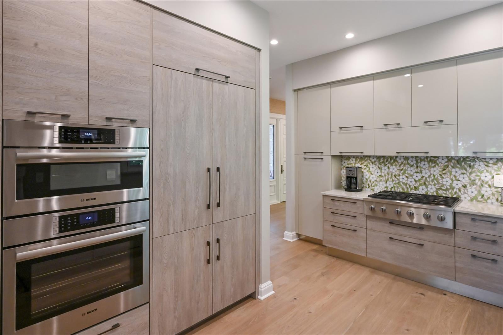 Image 15 of 42 For 1749 Lincoln Park Circle