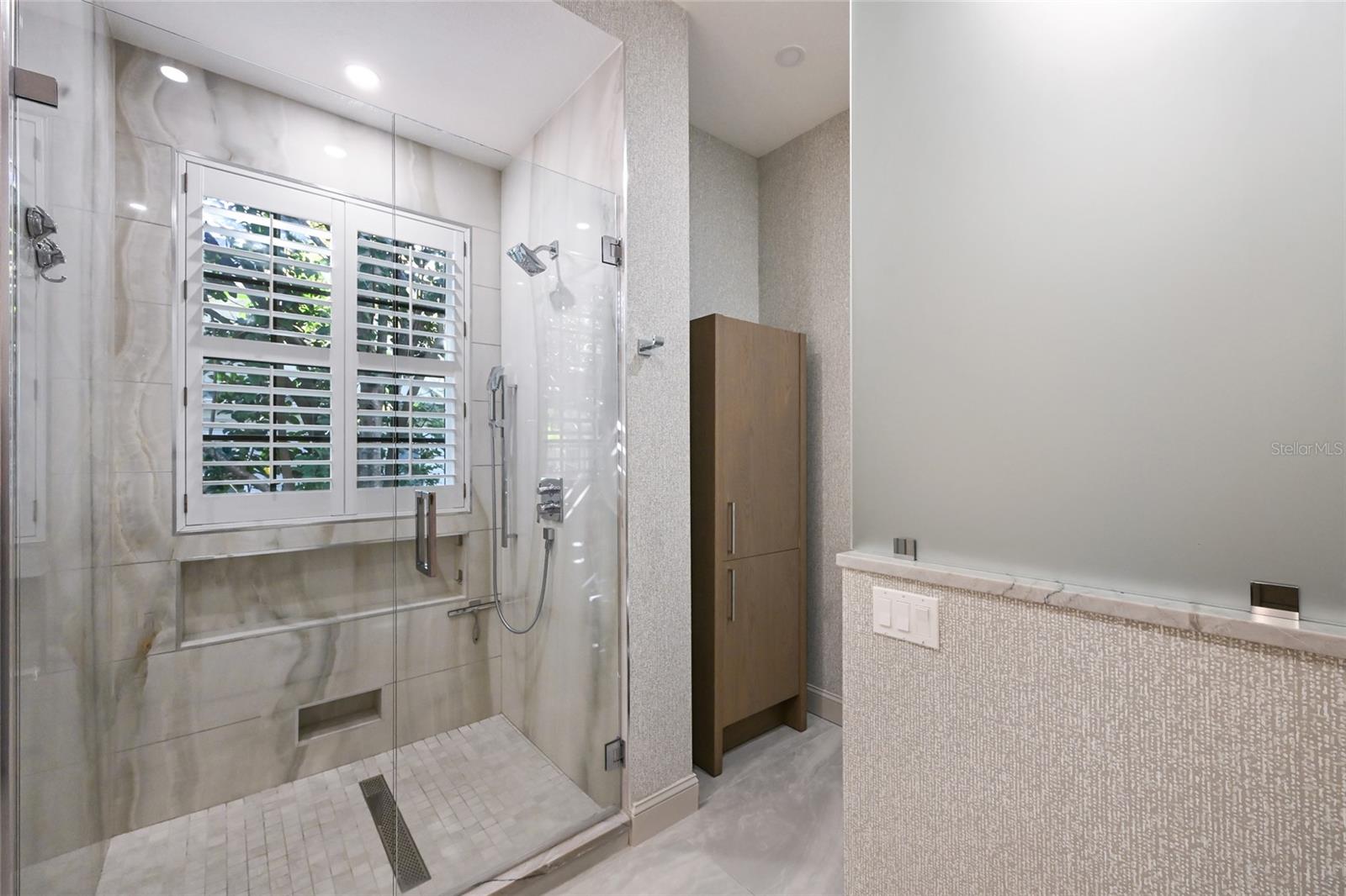 Image 20 of 42 For 1749 Lincoln Park Circle