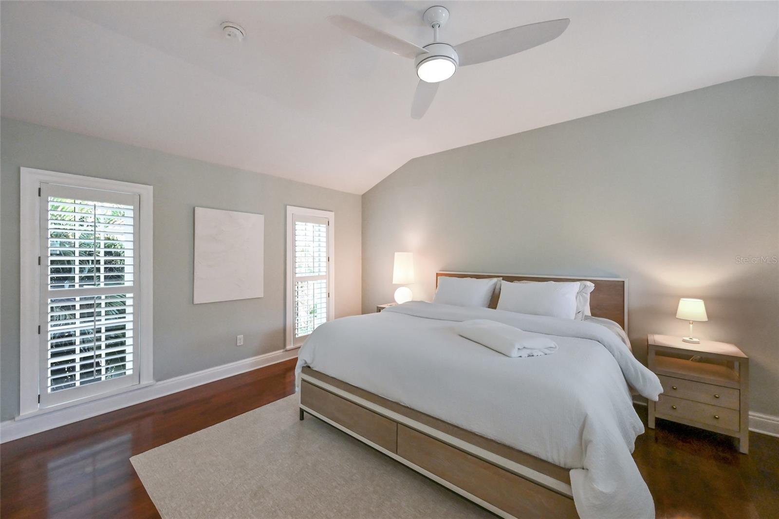 Image 21 of 42 For 1749 Lincoln Park Circle