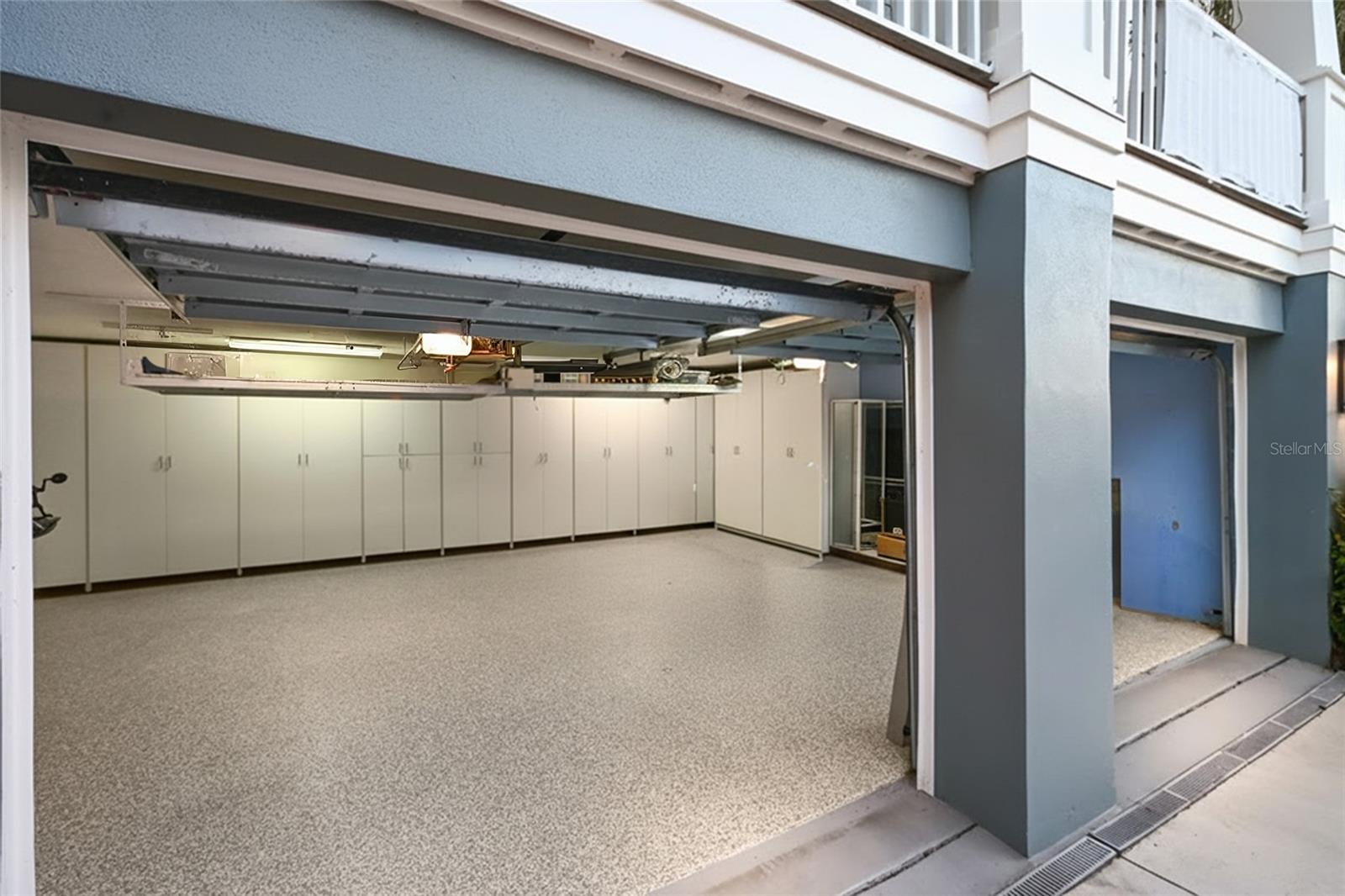 Image 37 of 42 For 1749 Lincoln Park Circle