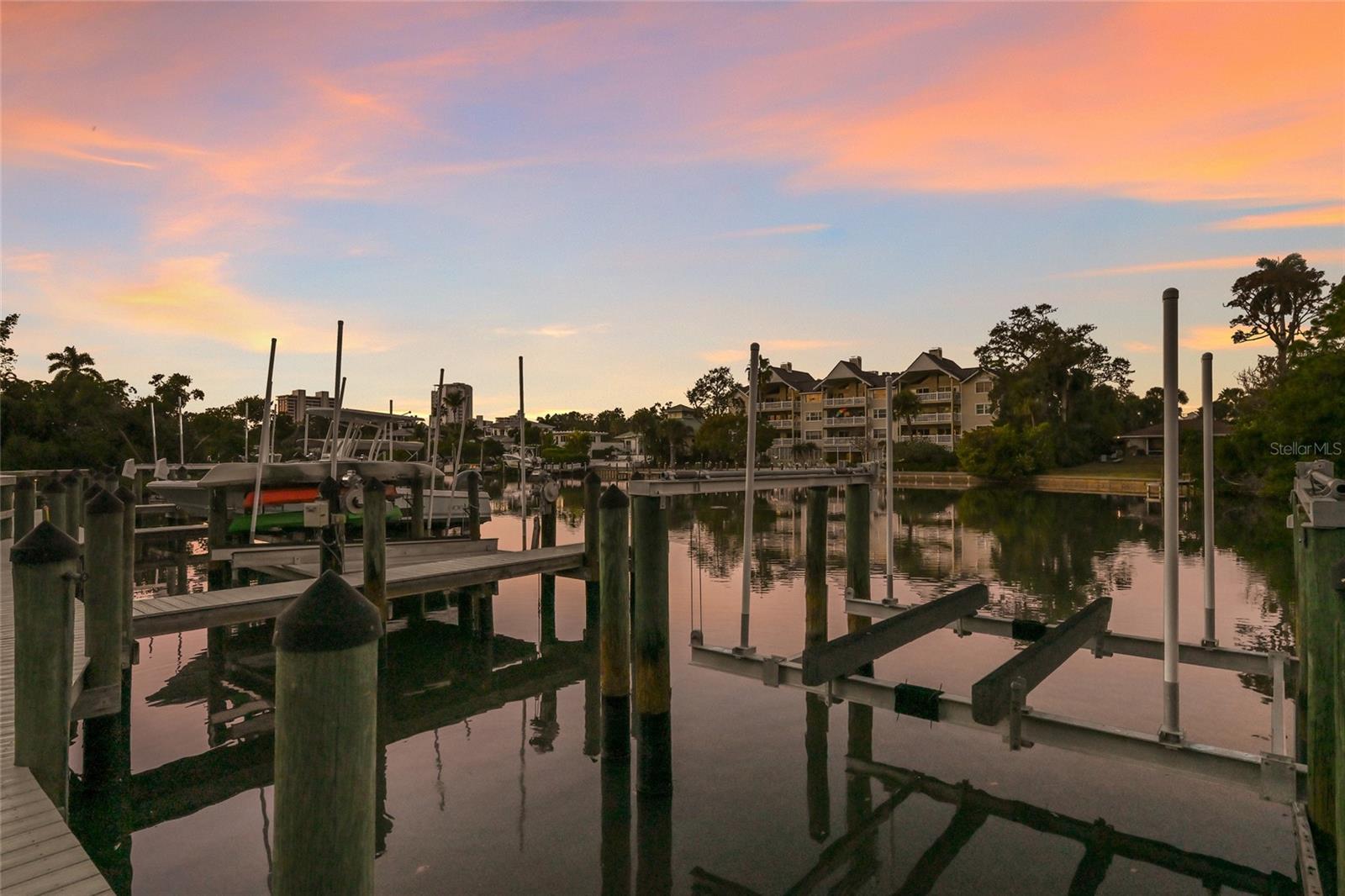 Image 40 of 42 For 1749 Lincoln Park Circle