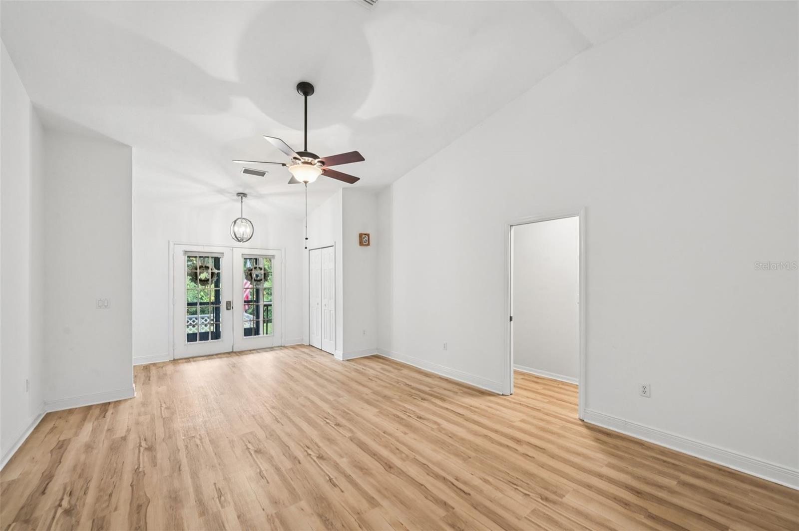 Image 10 of 64 For 13221 Branch Road