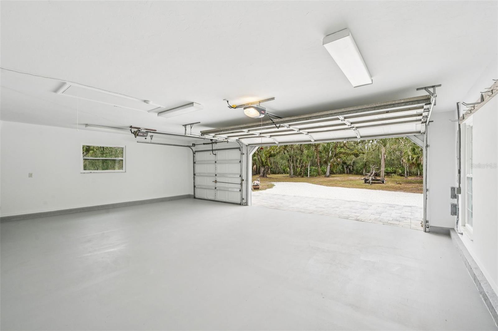 Image 21 of 64 For 13221 Branch Road