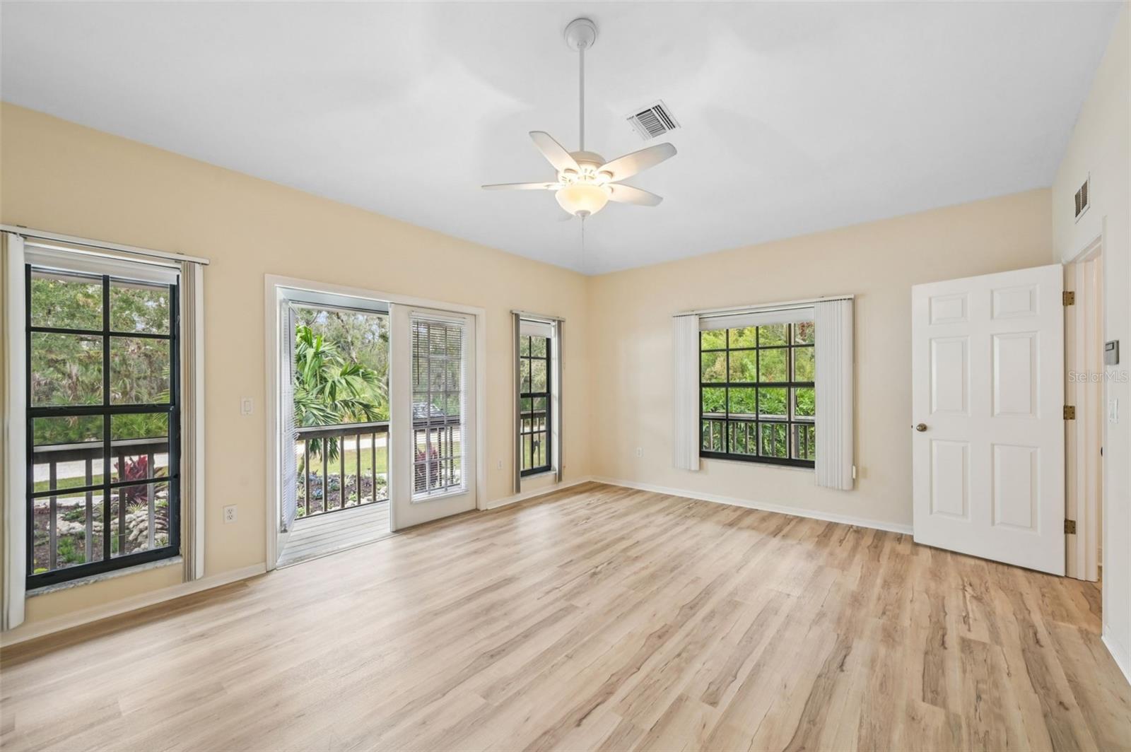 Image 23 of 64 For 13221 Branch Road