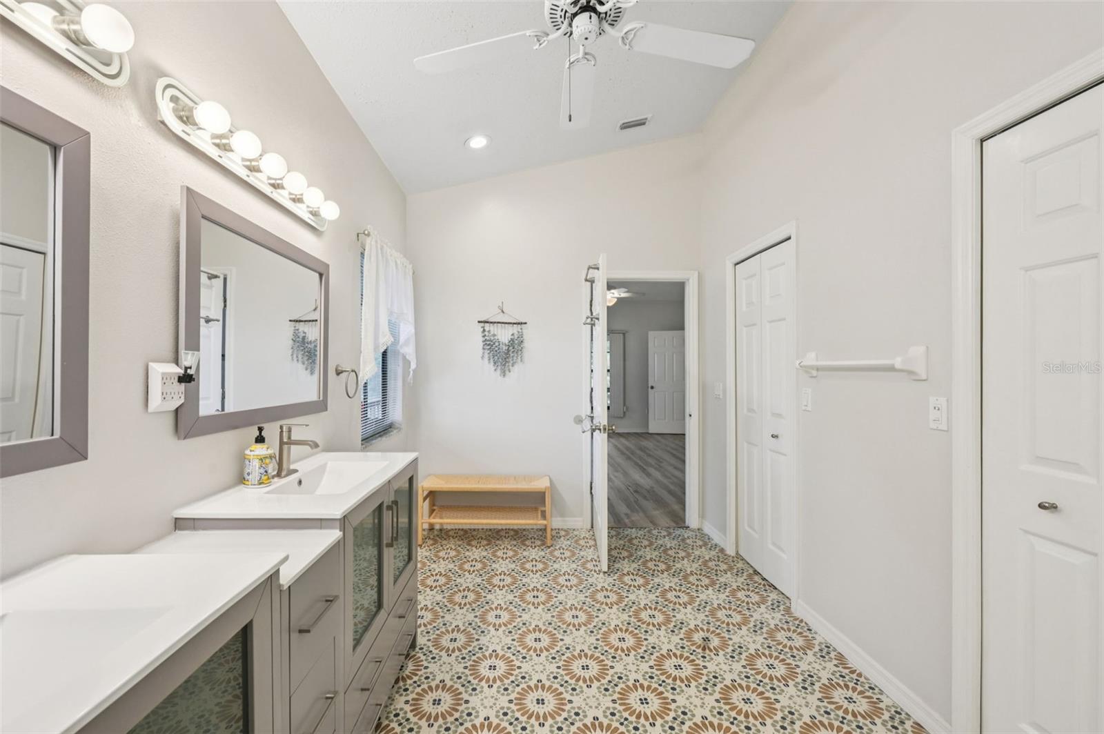 Image 27 of 64 For 13221 Branch Road