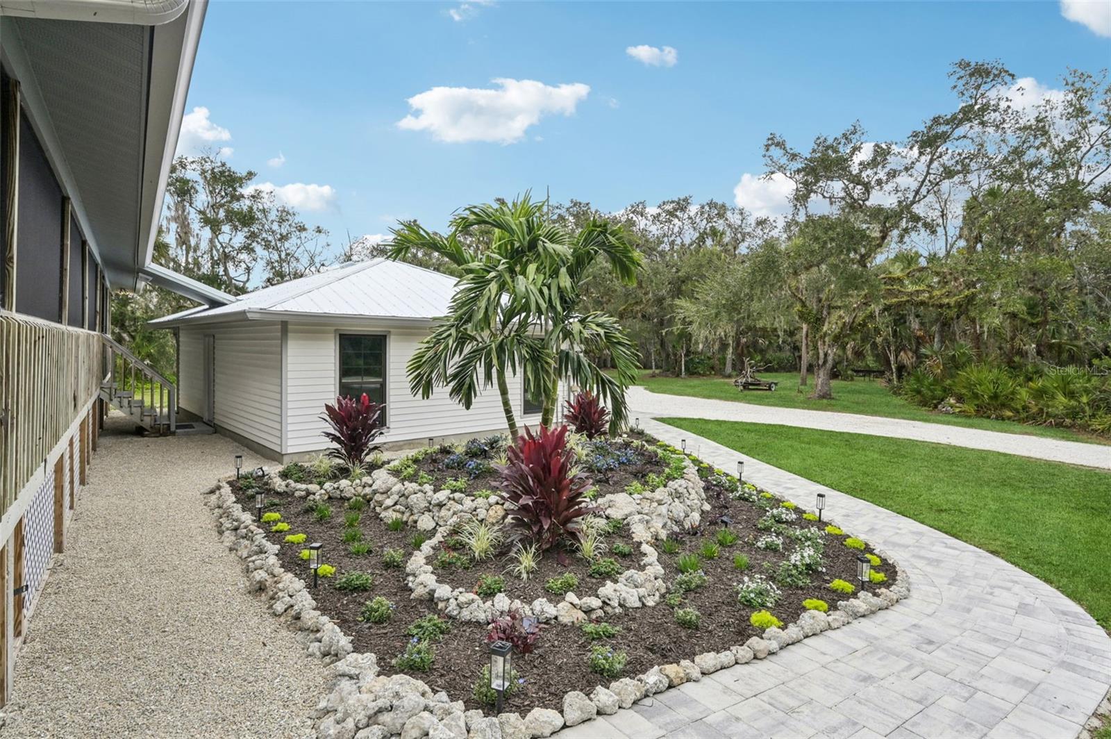 Image 4 of 64 For 13221 Branch Road