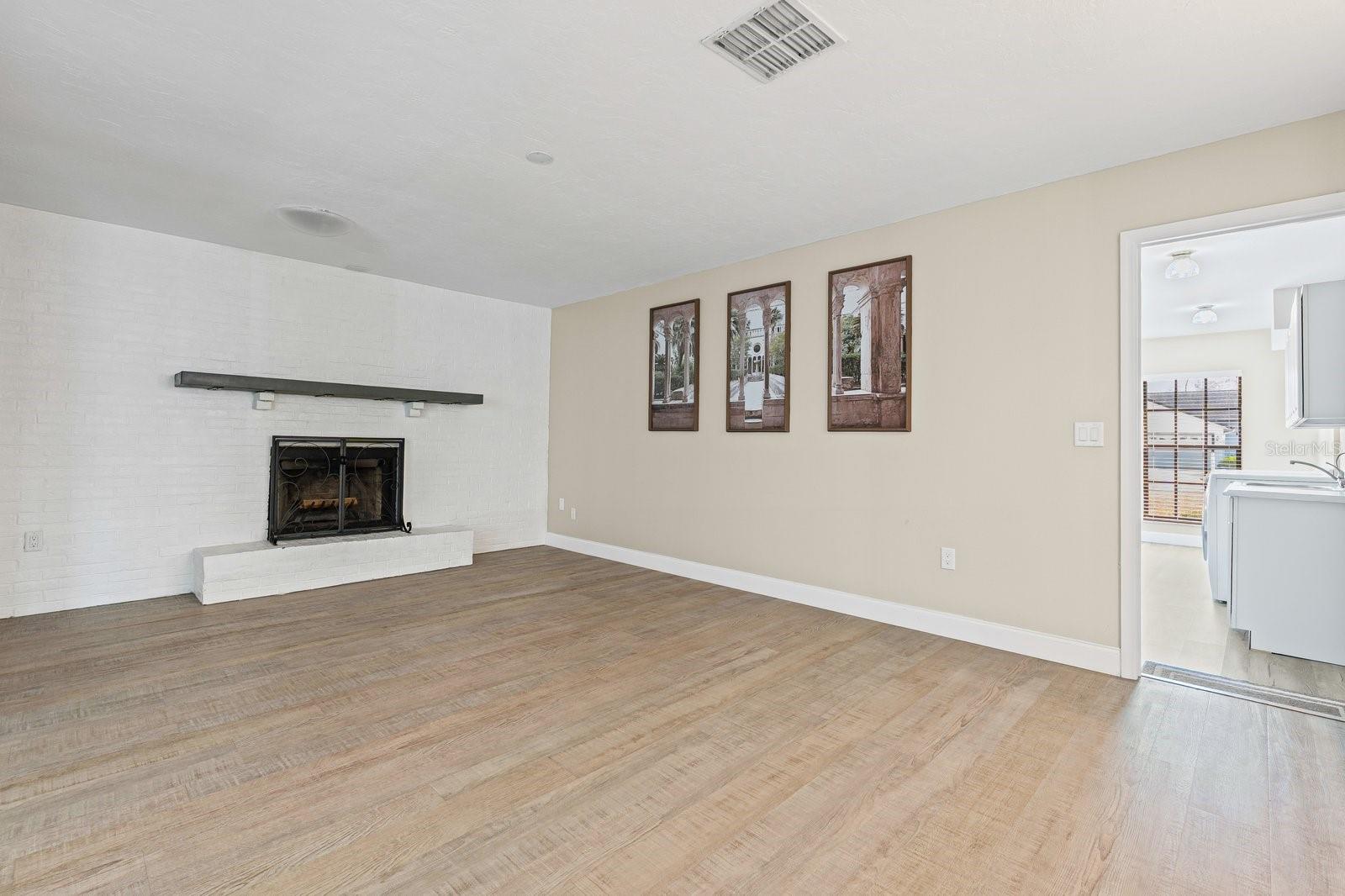 Image 35 of 55 For 702 133rd Street E