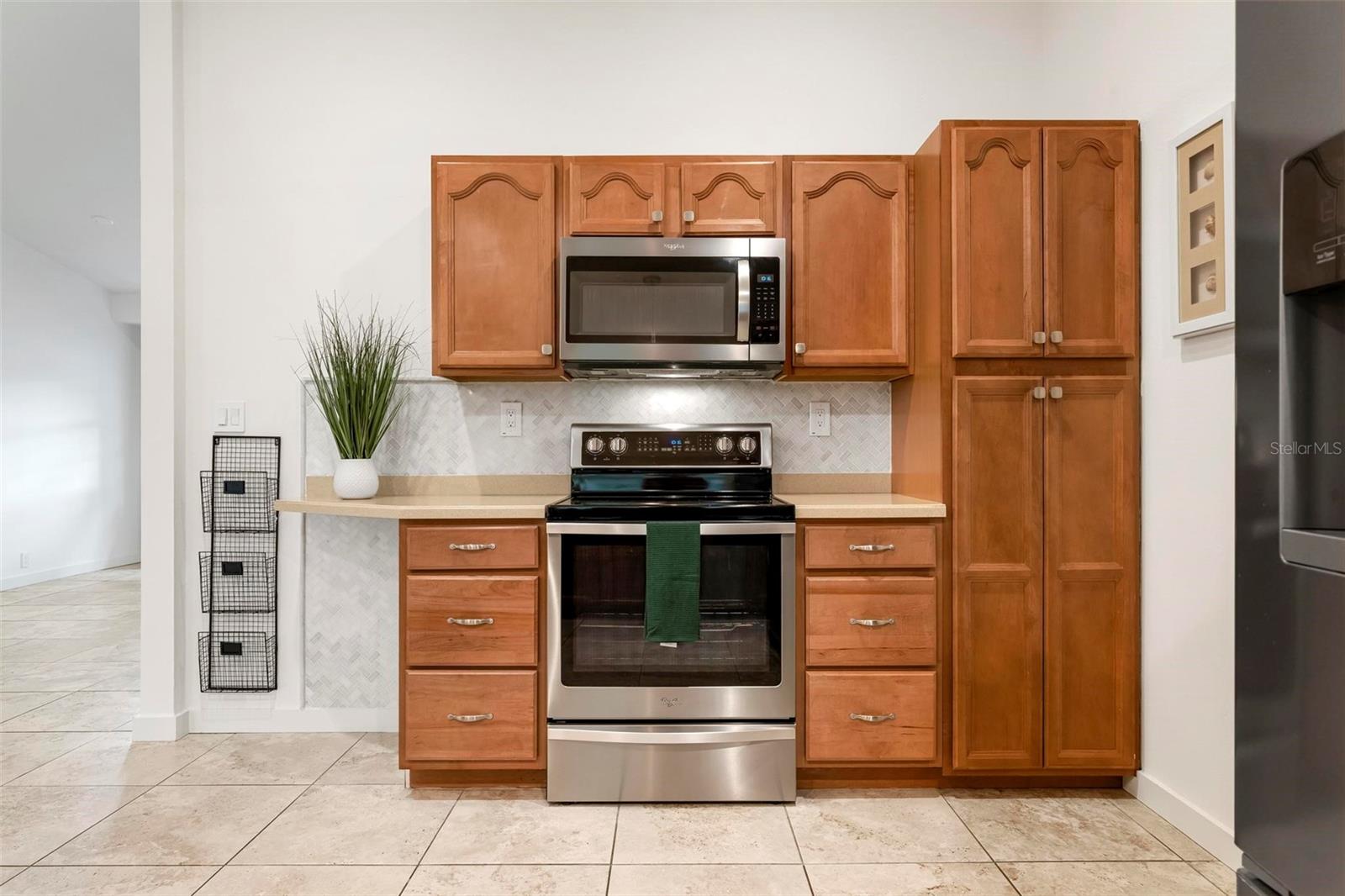 Image 12 of 32 For 4228 Francis Bacon Lane