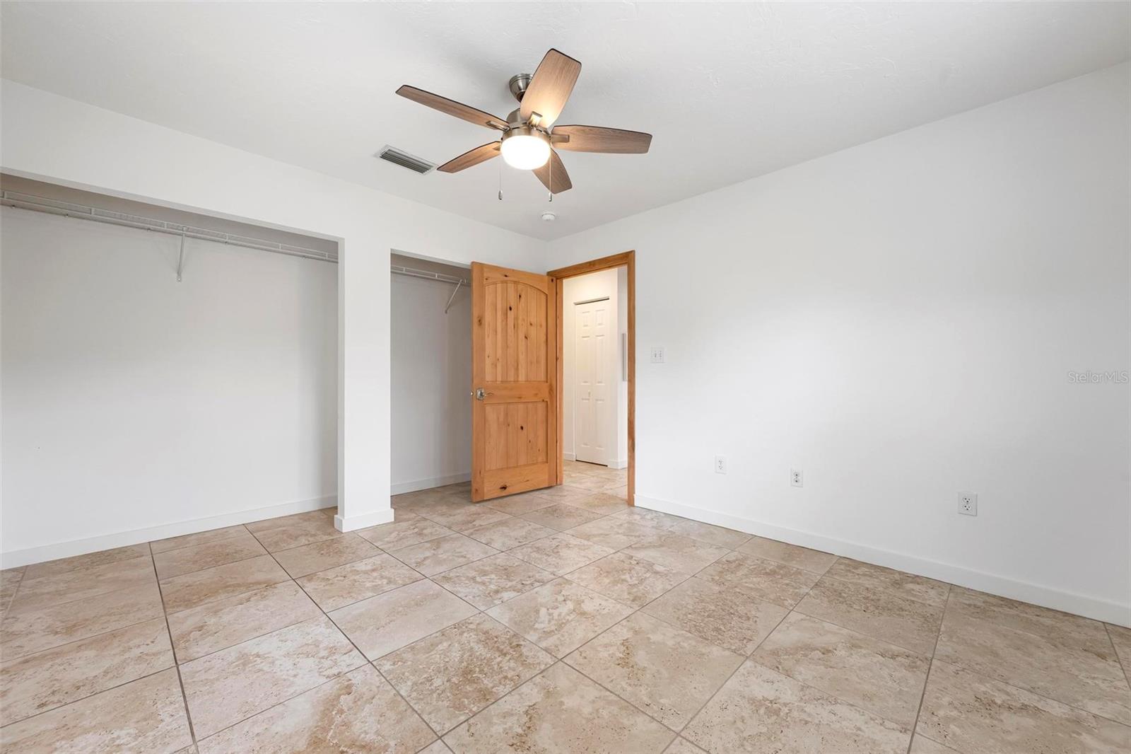 Image 25 of 32 For 4228 Francis Bacon Lane