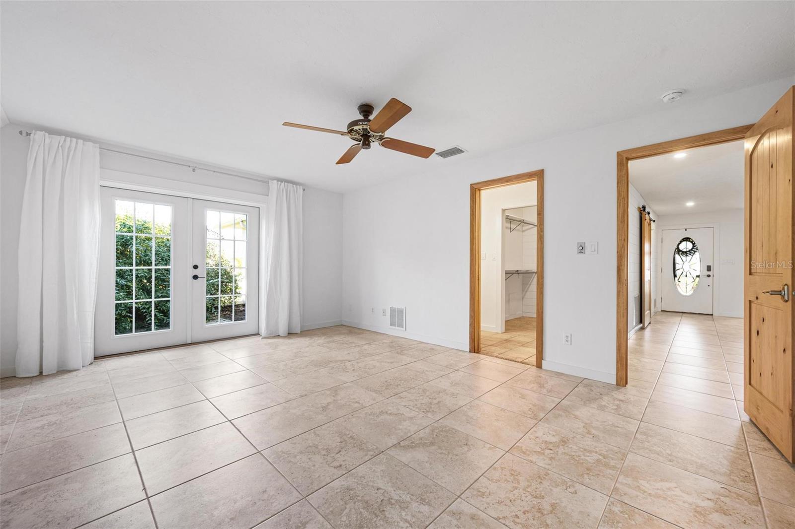 Image 27 of 32 For 4228 Francis Bacon Lane