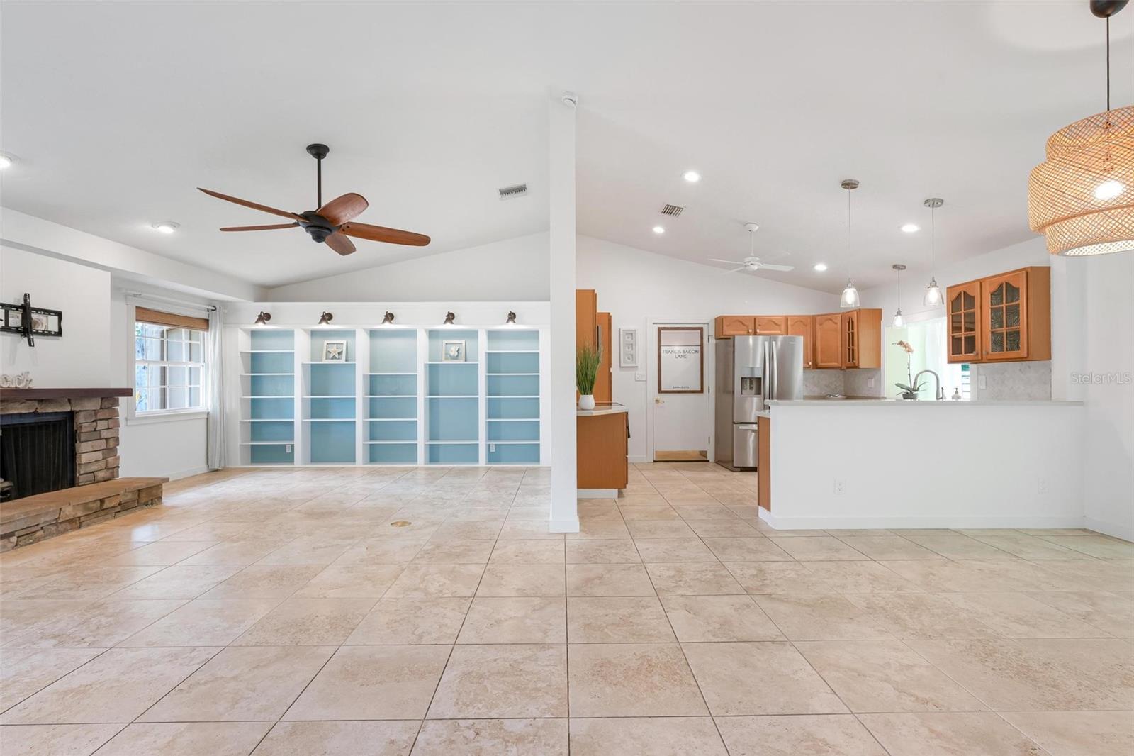 Image 4 of 32 For 4228 Francis Bacon Lane