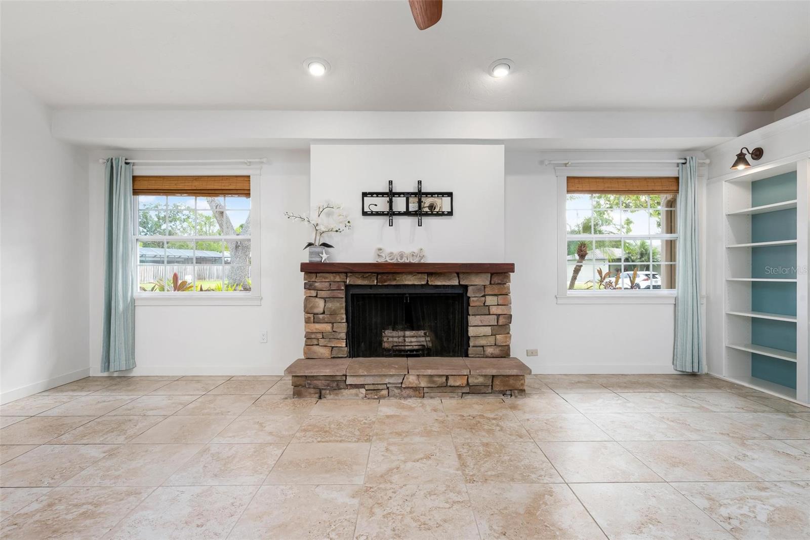 Image 6 of 32 For 4228 Francis Bacon Lane