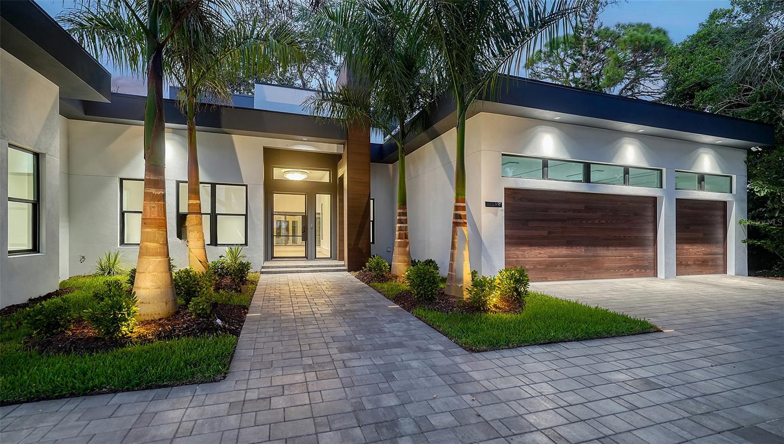 Image 3 of 29 For 1429 Lake Shore Drive