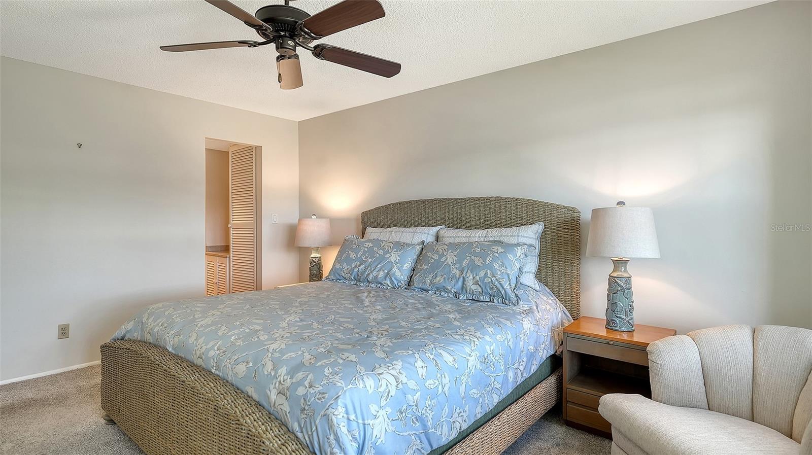 Image 21 of 68 For 4370 Chatham Drive 204