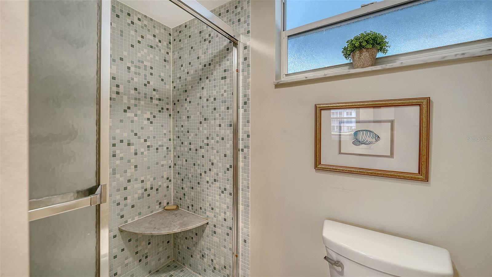 Image 26 of 68 For 4370 Chatham Drive 204