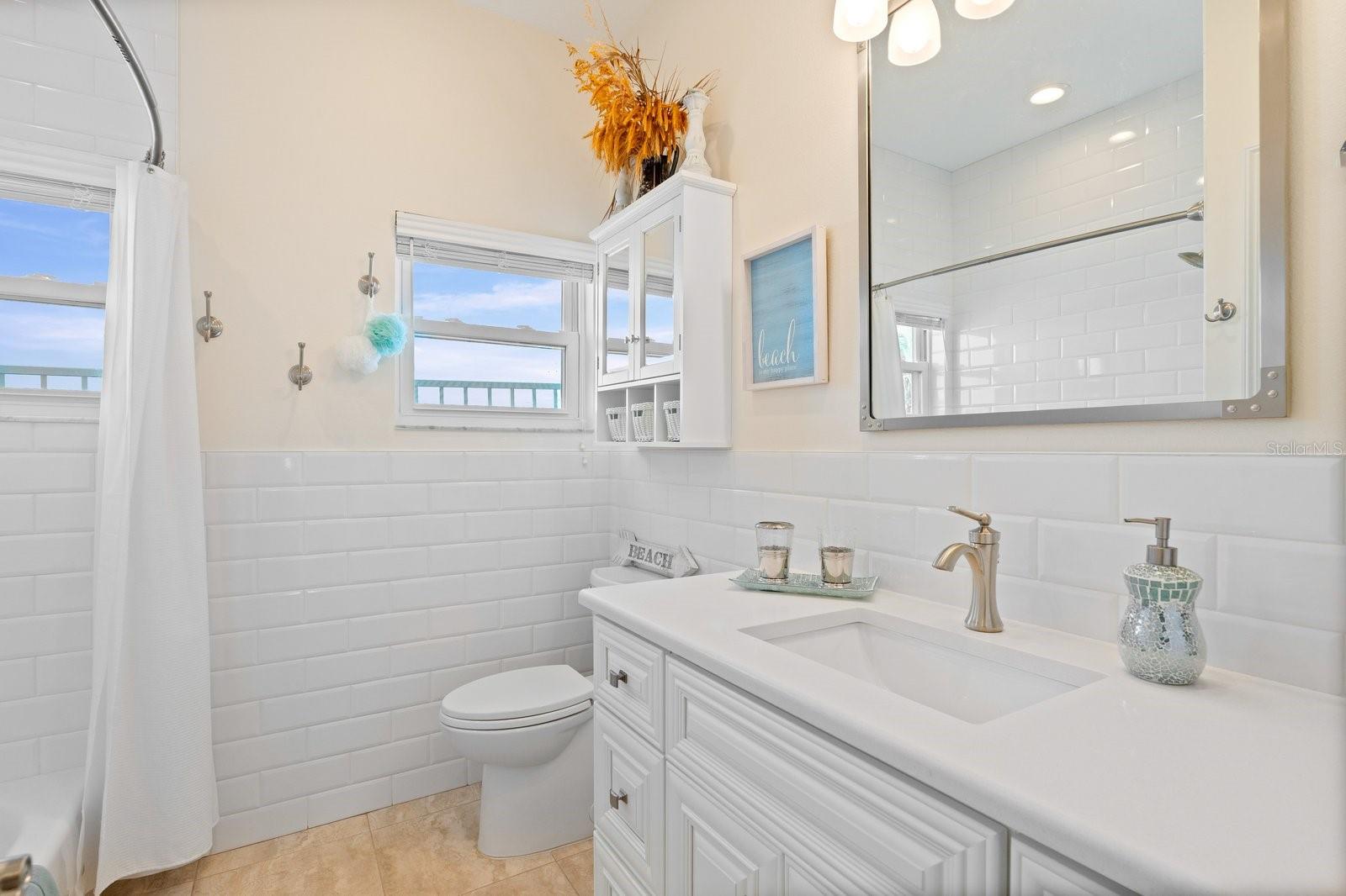 Image 21 of 44 For 110 6th Street S