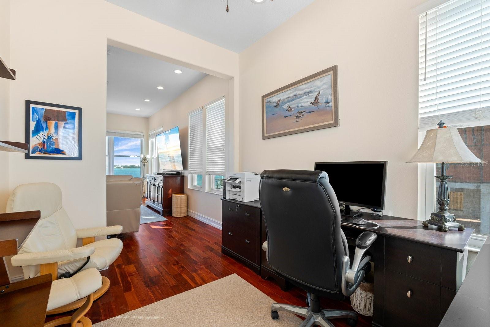 Image 26 of 44 For 110 6th Street S