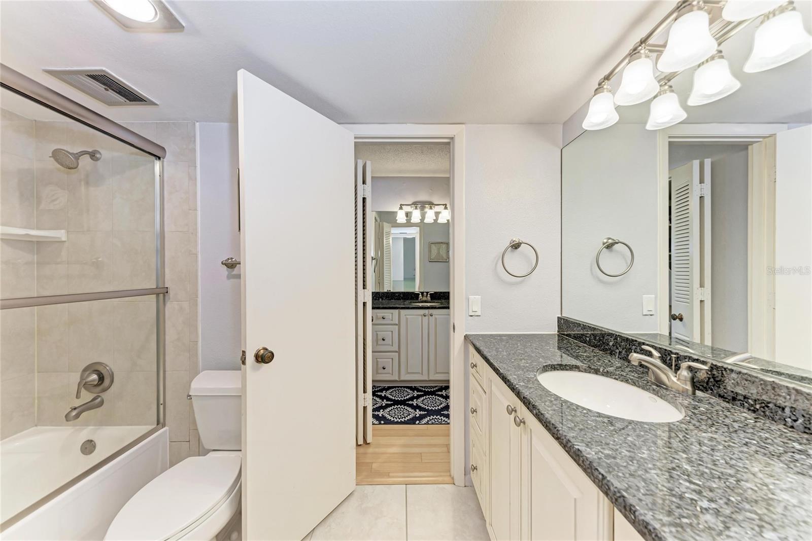 Image 13 of 28 For 1965 Gulf Of Mexico Drive G5-303