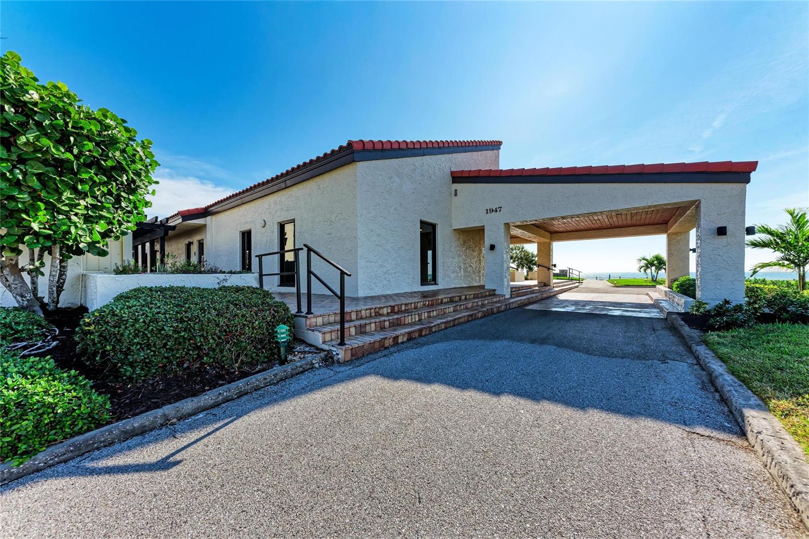 Image 18 of 28 For 1965 Gulf Of Mexico Drive G5-303