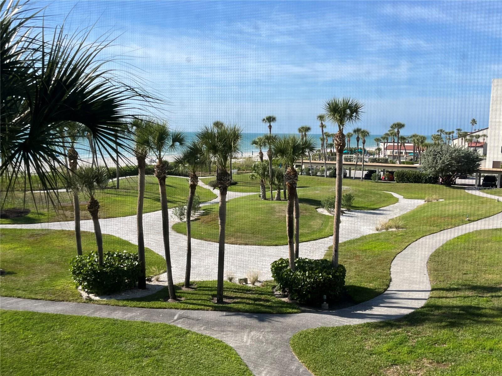 Image 4 of 28 For 1965 Gulf Of Mexico Drive G5-303