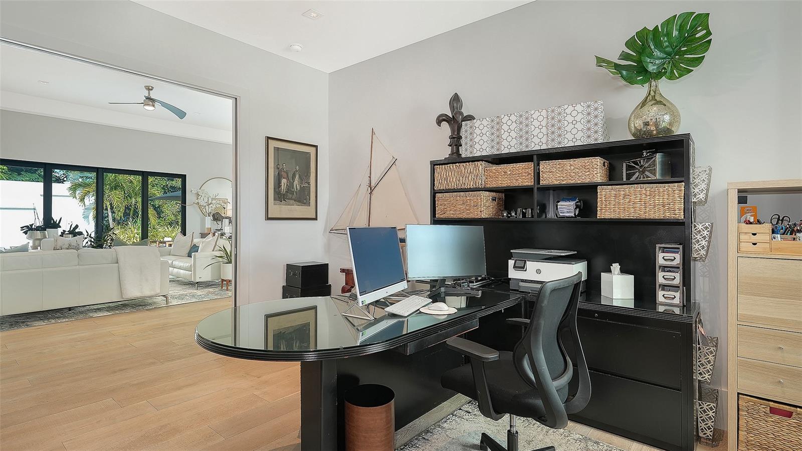 Image 11 of 28 For 1421 Lake Shore Drive