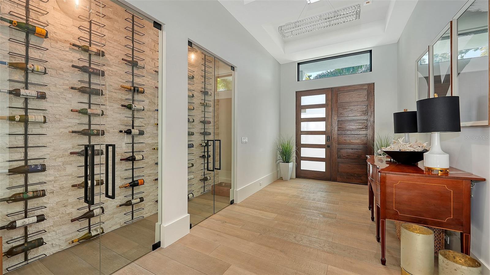 Image 3 of 28 For 1421 Lake Shore Drive