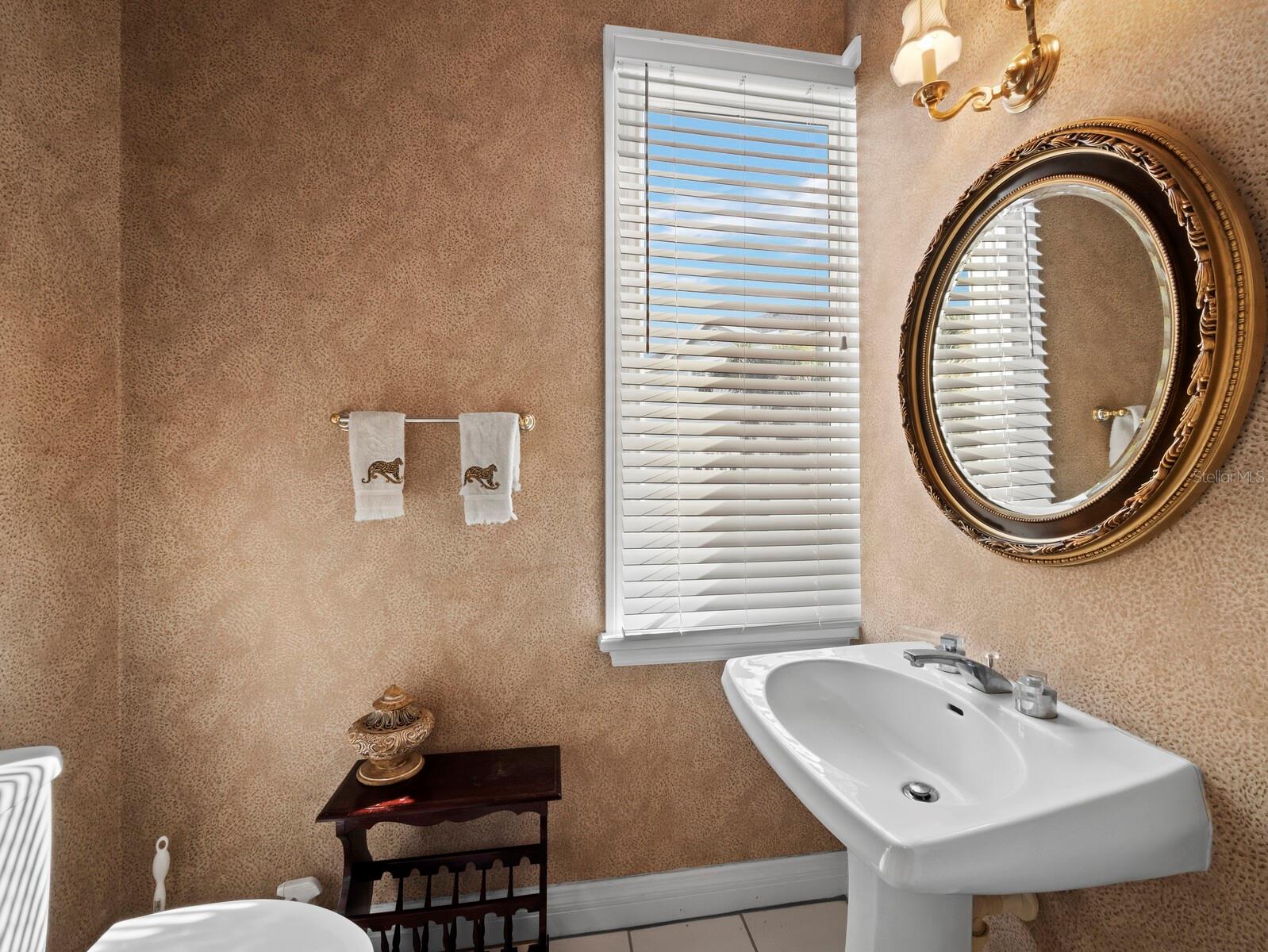 Image 12 of 50 For 836 Evergreen Way