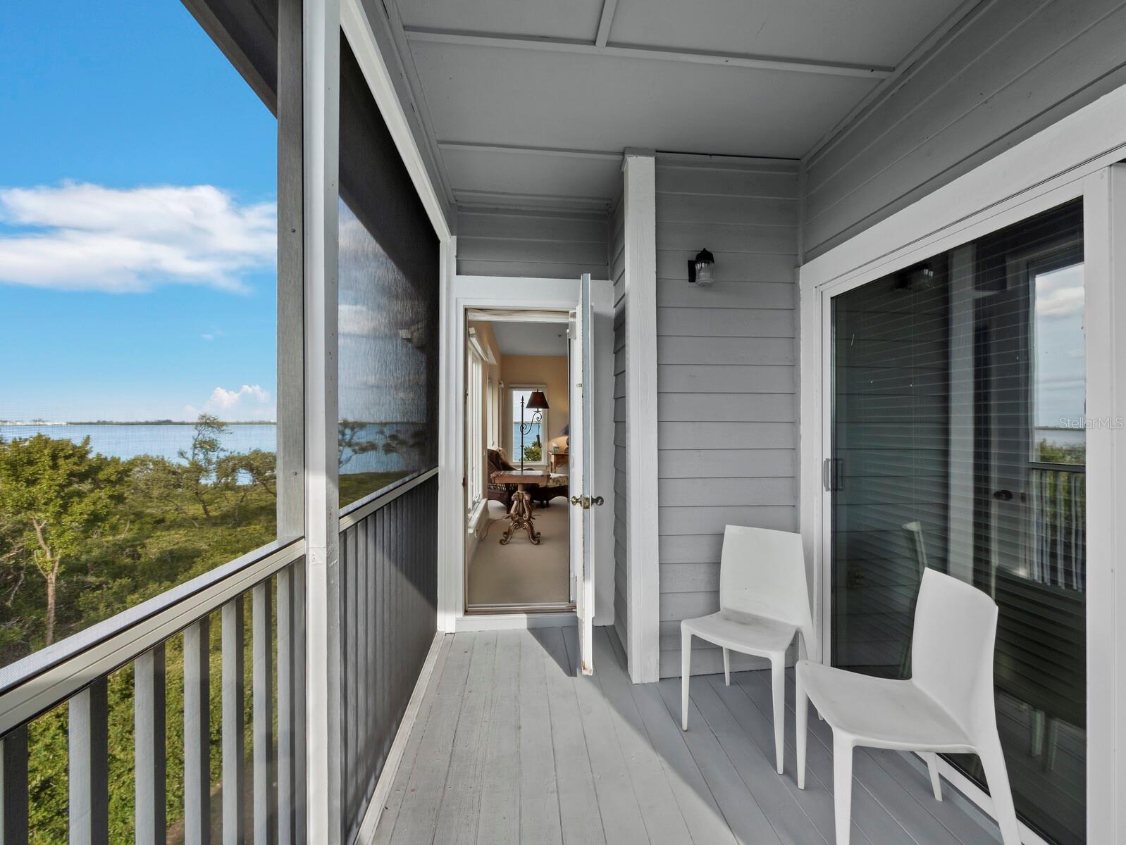 Image 31 of 50 For 836 Evergreen Way