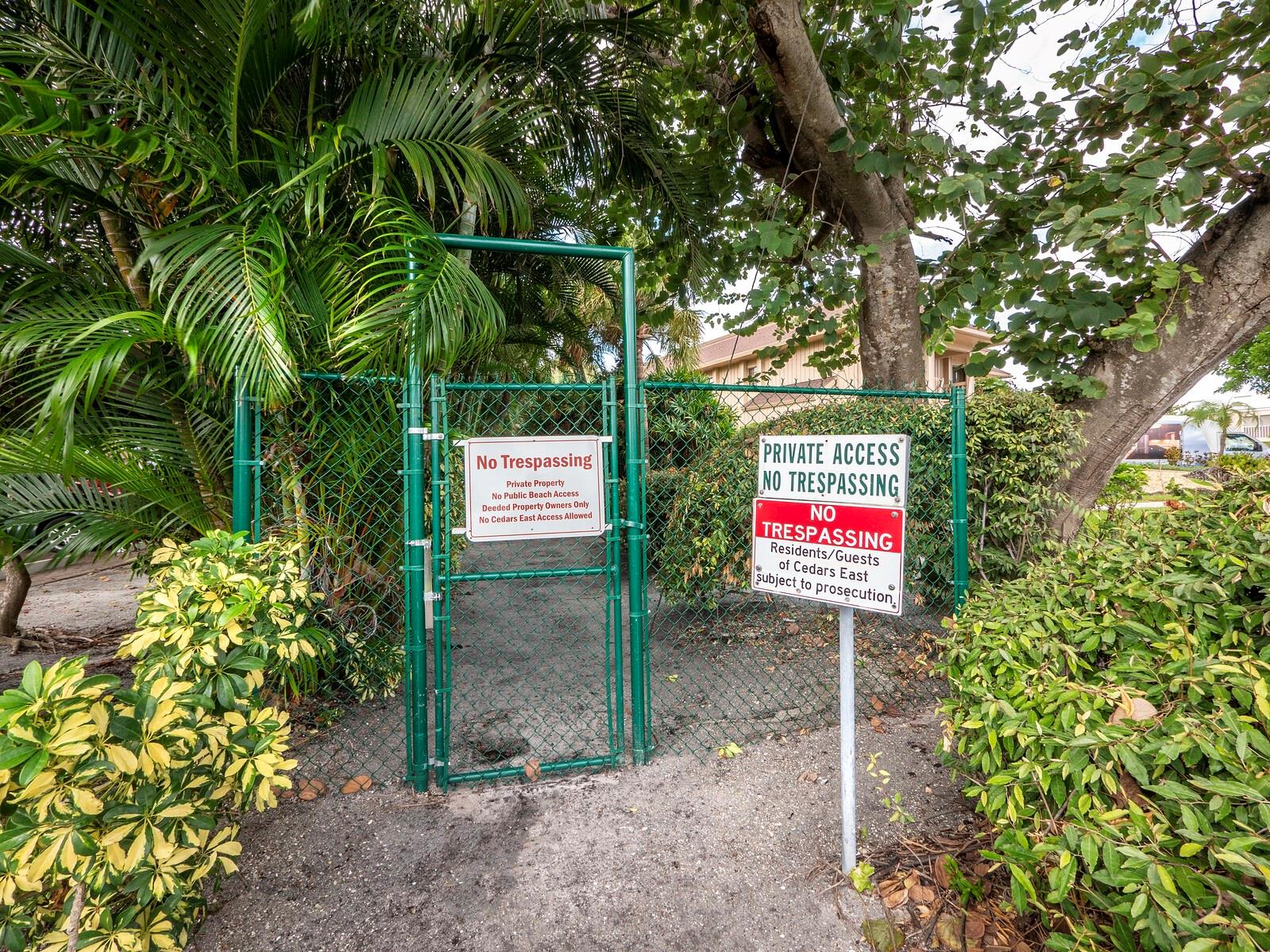 Image 49 of 50 For 836 Evergreen Way