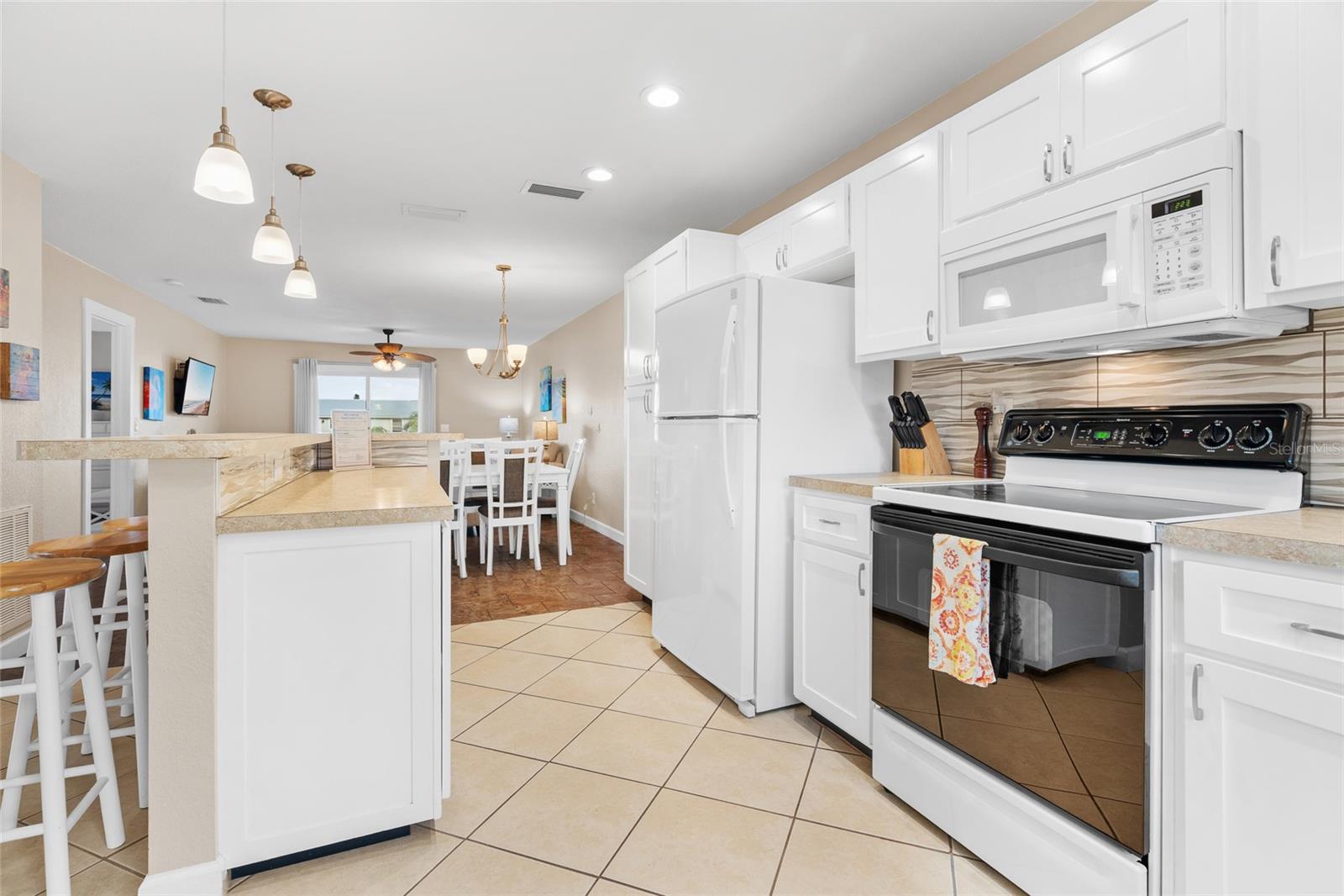 Image 12 of 62 For 4503-4505 102nd Street W