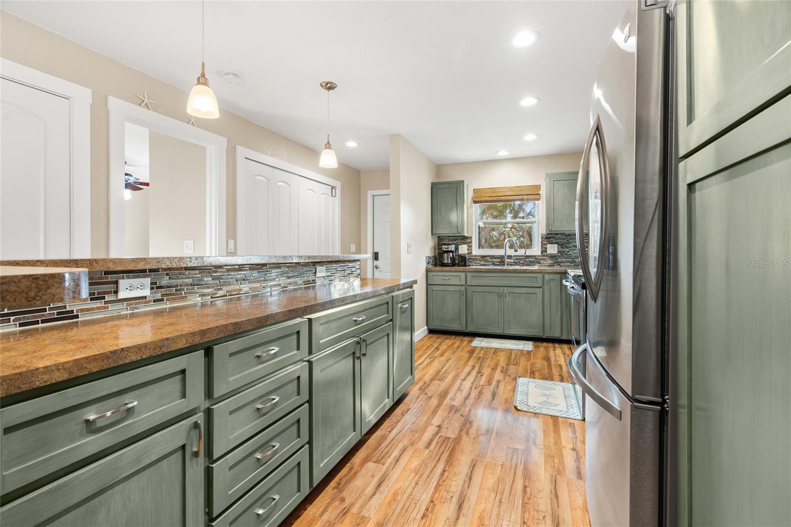 Image 31 of 62 For 4503-4505 102nd Street W