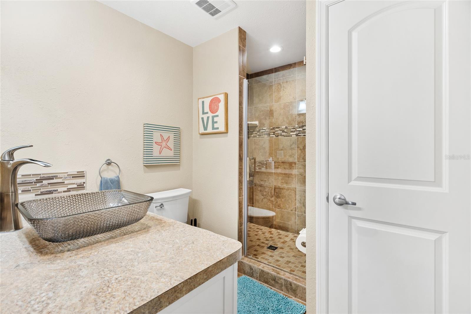 Image 37 of 62 For 4503-4505 102nd Street W