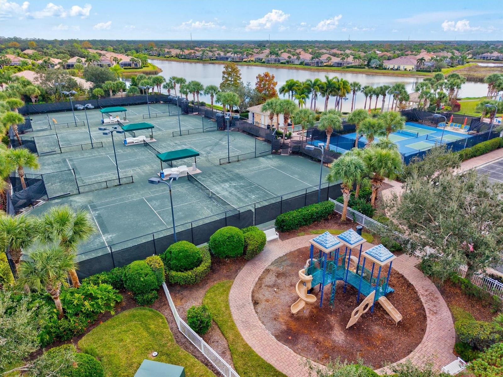 Image 78 of 80 For 5973 Roseto Place