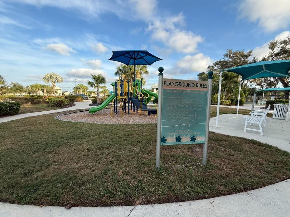 Image 22 of 27 For 4015 Cottage Hill Avenue