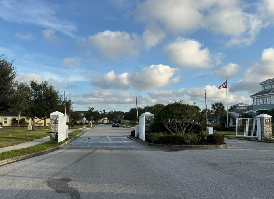 Image 27 of 27 For 4015 Cottage Hill Avenue