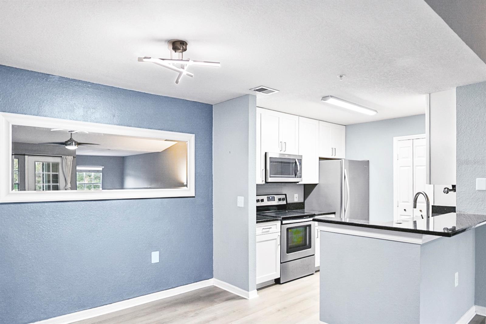 Image 12 of 42 For 7417 Vista Way 208