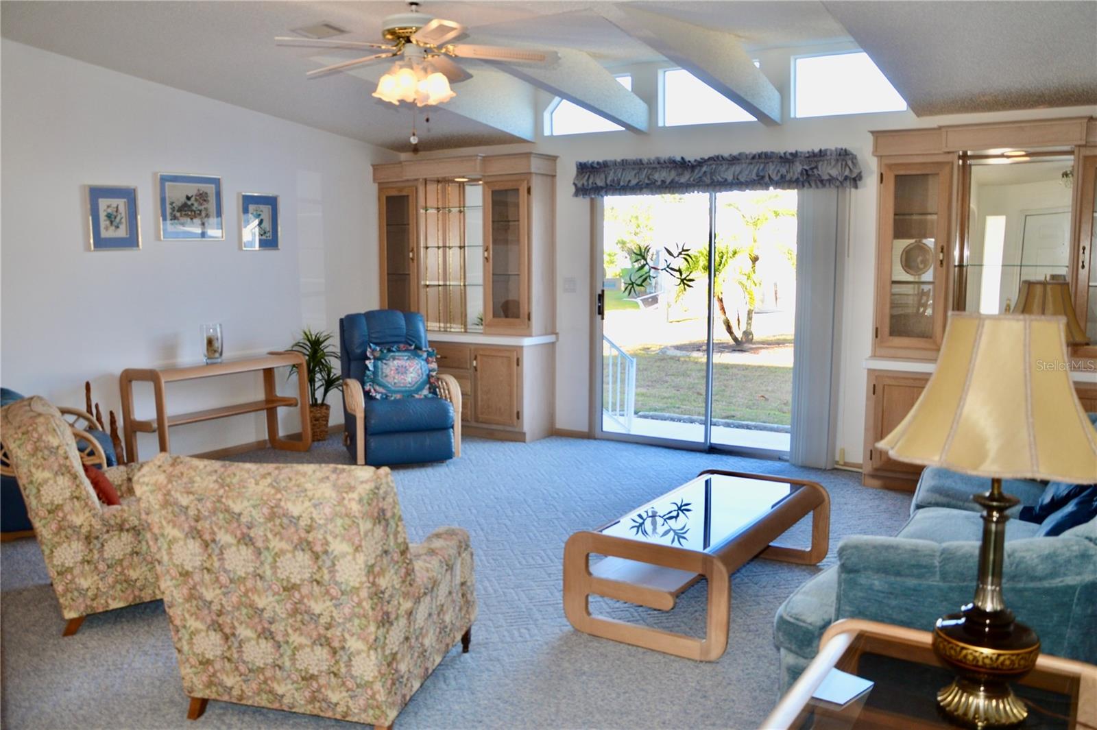 Image 14 of 24 For 8476 Imperial Circle