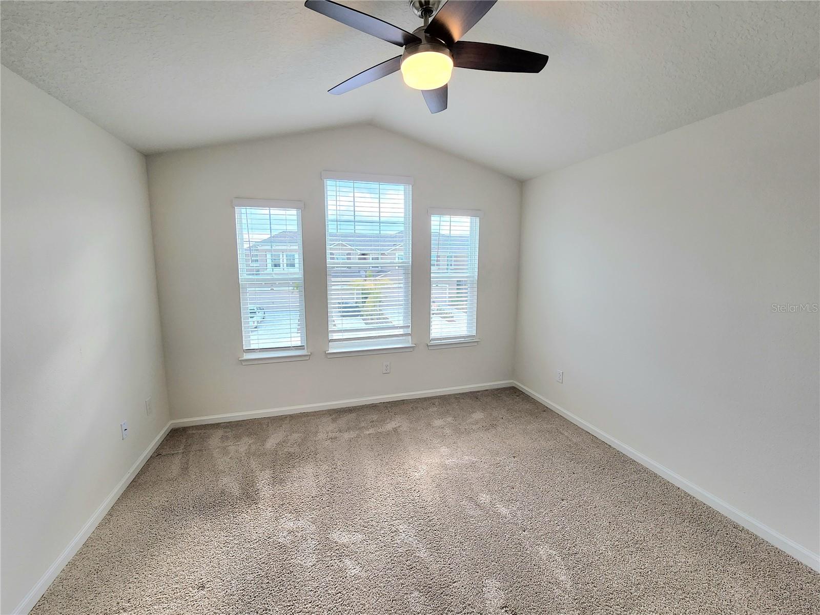 Image 15 of 32 For 5543 Pleasantview Court