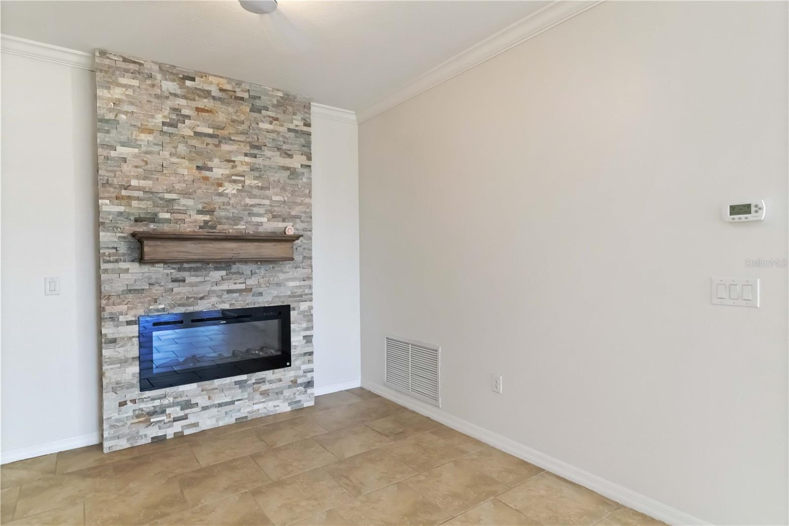 Image 10 of 36 For 6381 Mighty Eagle Way