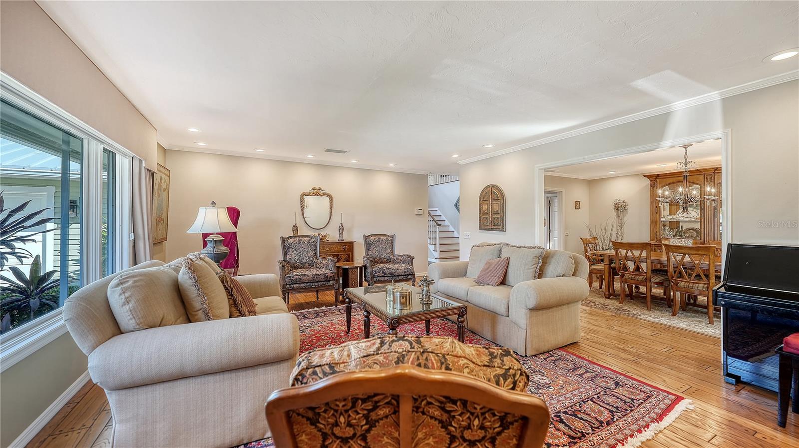 Listing photo id 19 for 1042 Casey Key Road