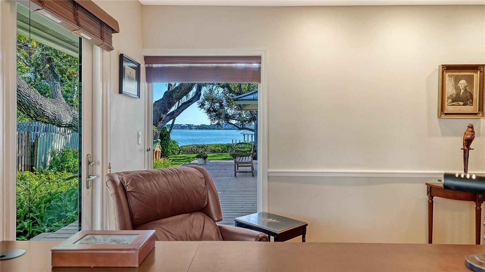 Listing photo id 23 for 1042 Casey Key Road