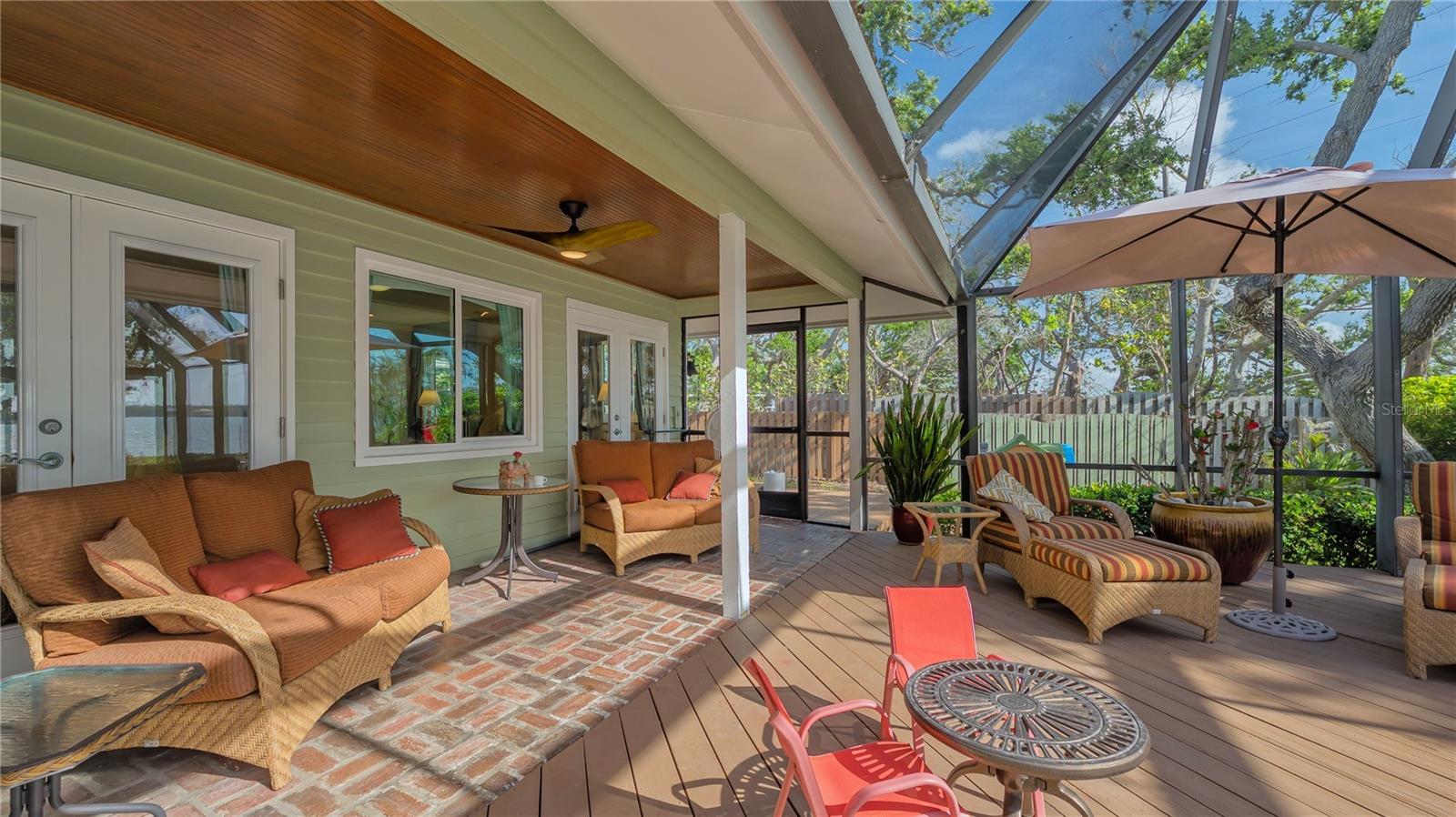 Listing photo id 50 for 1042 Casey Key Road