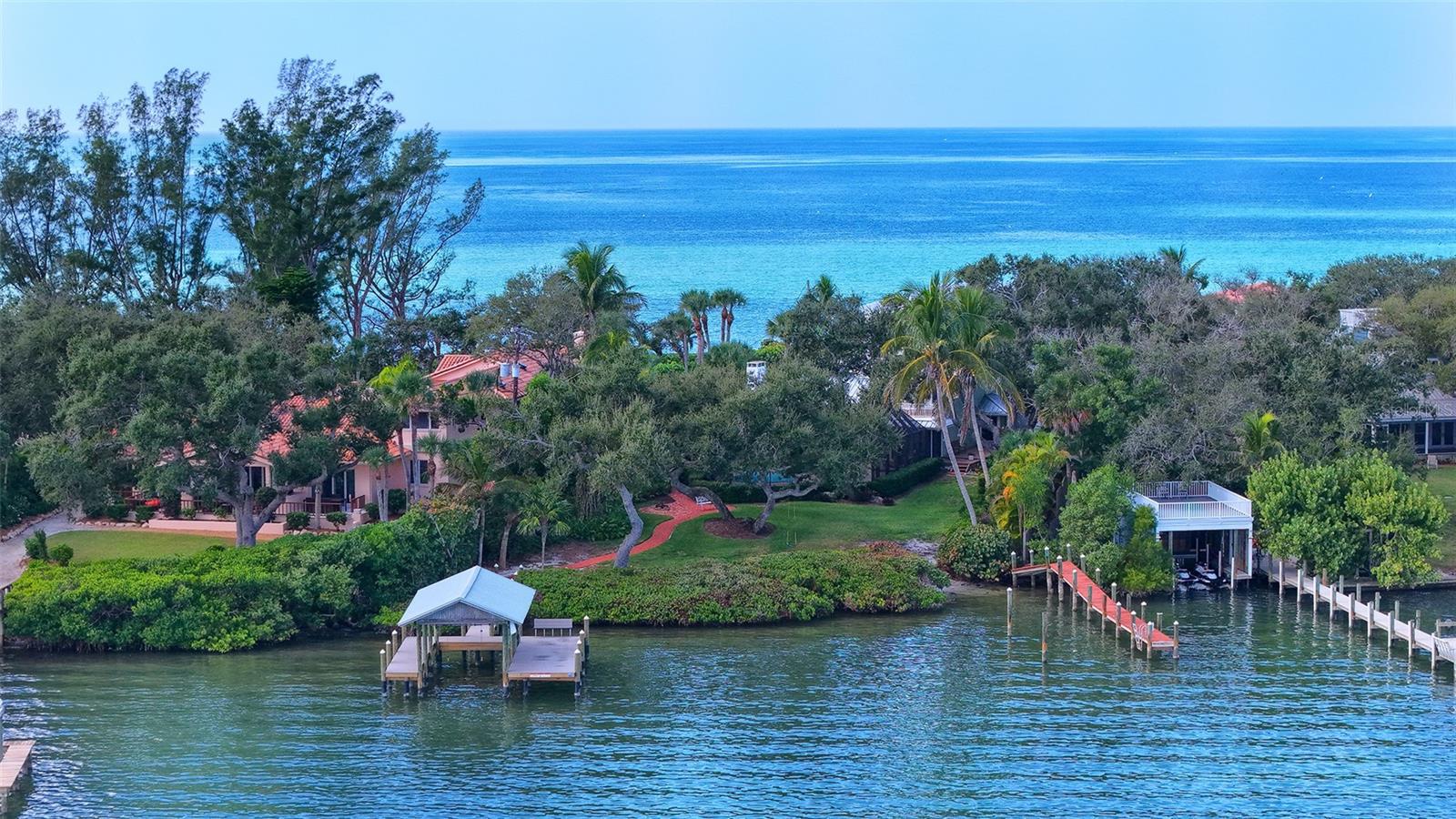 Listing photo id 62 for 1042 Casey Key Road