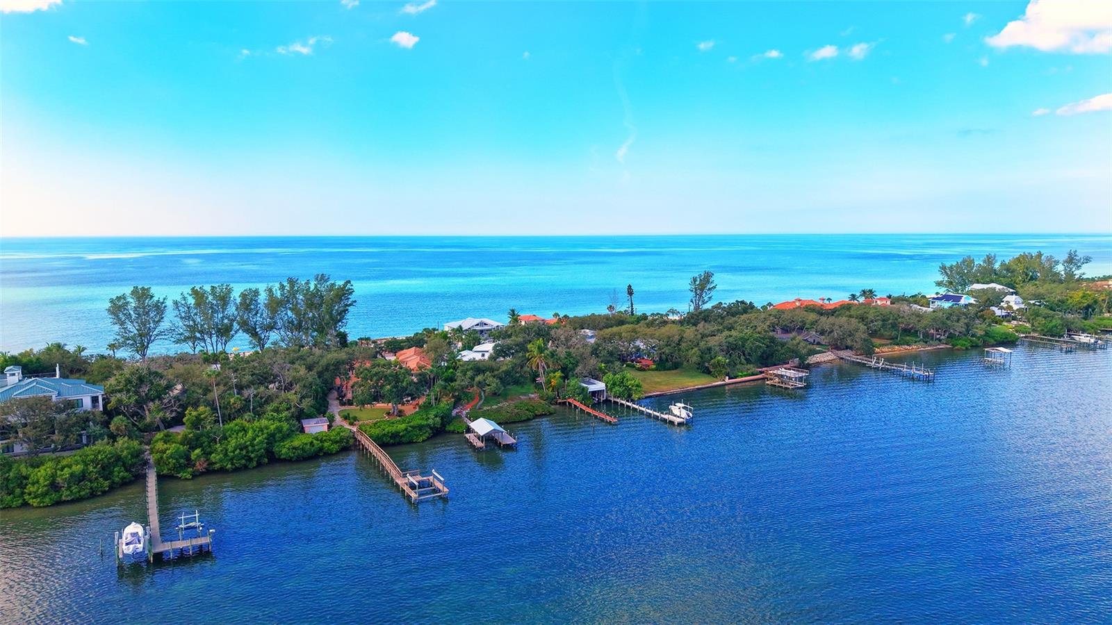 Listing photo id 64 for 1042 Casey Key Road