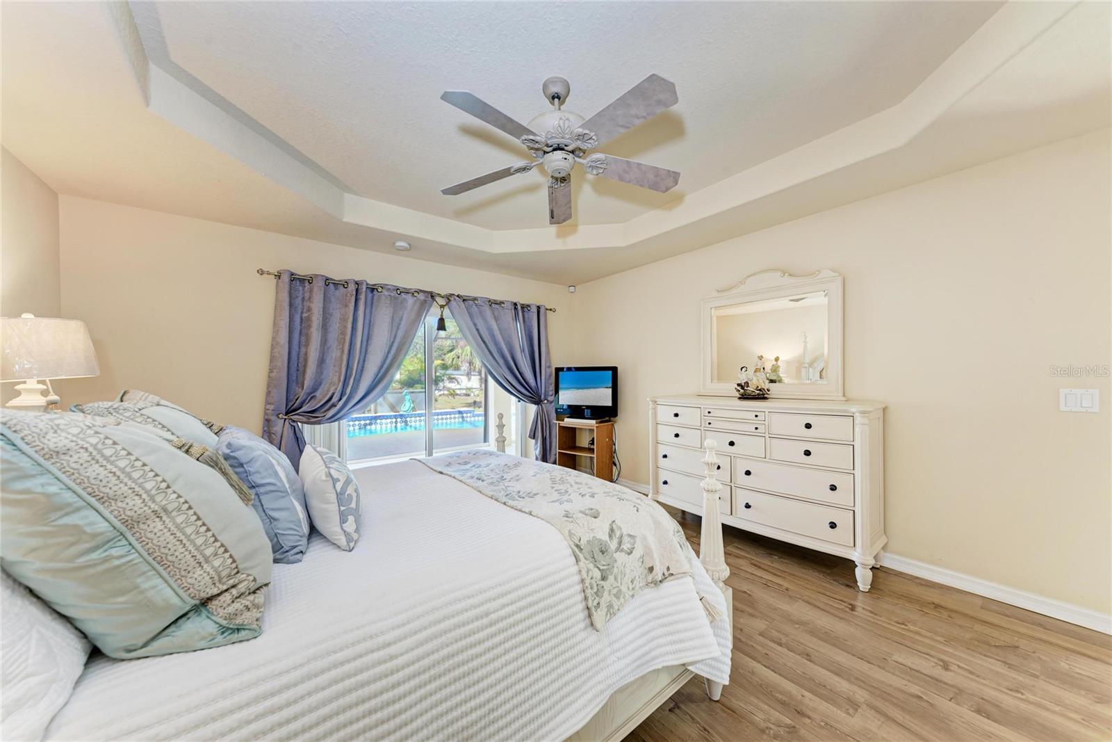 Image 35 of 54 For 3297 Polka Street