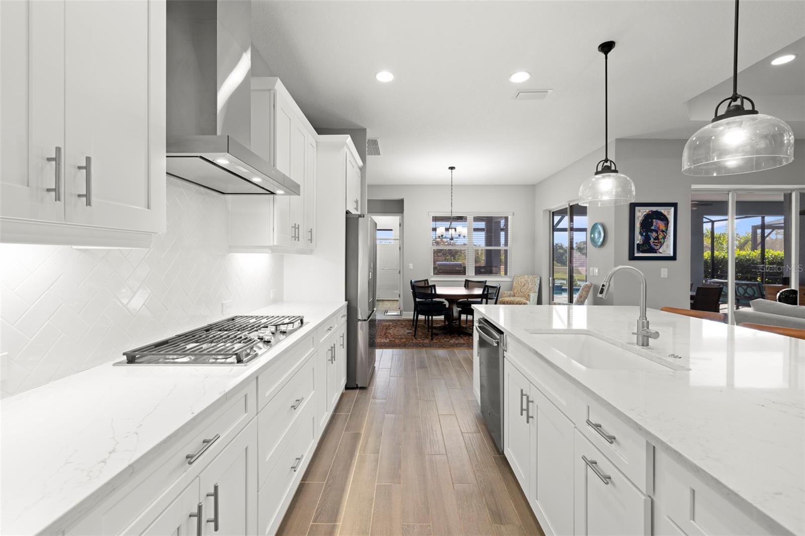 Image 17 of 87 For 14375 Skipping Stone Loop