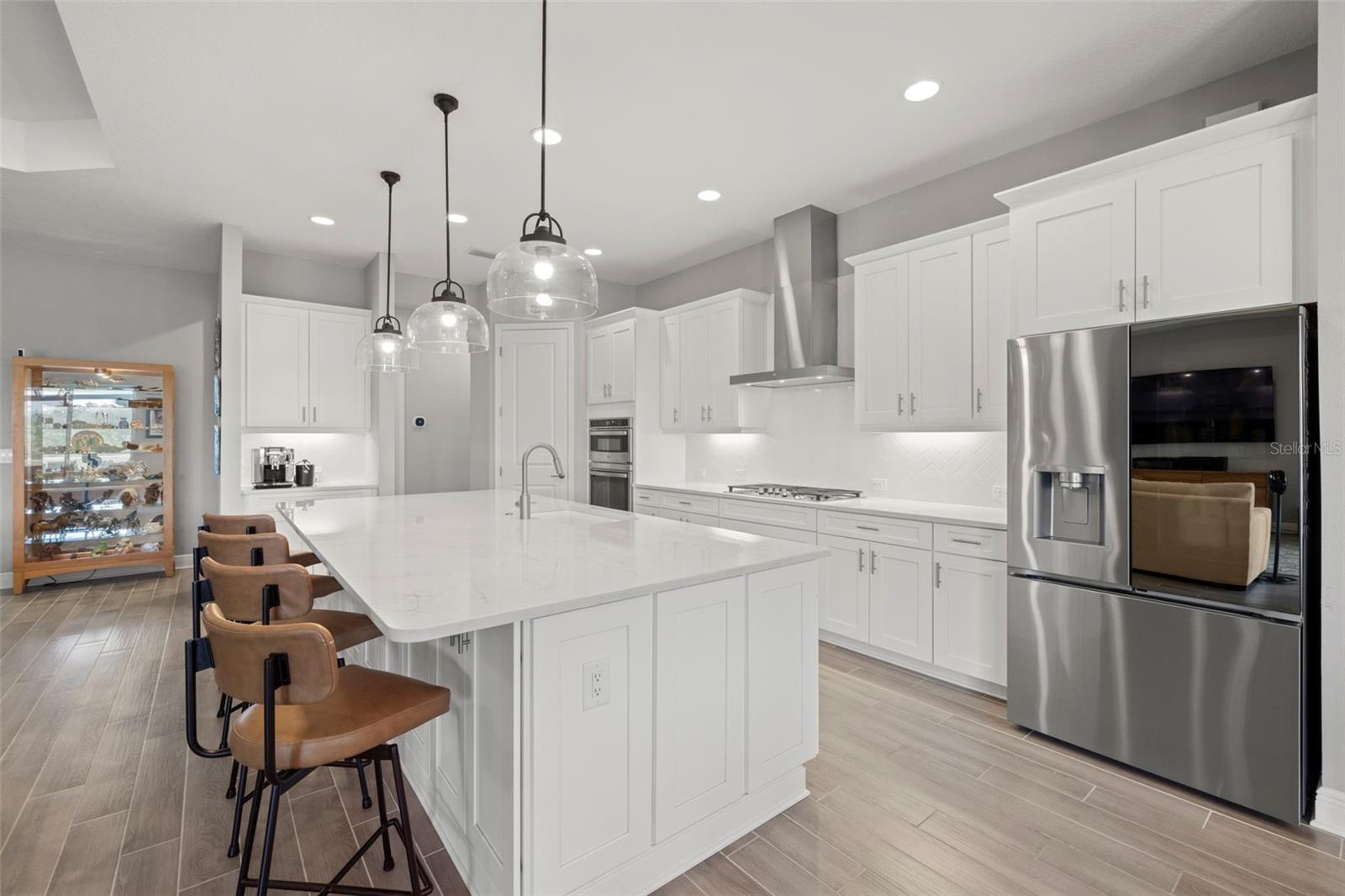 Image 19 of 87 For 14375 Skipping Stone Loop