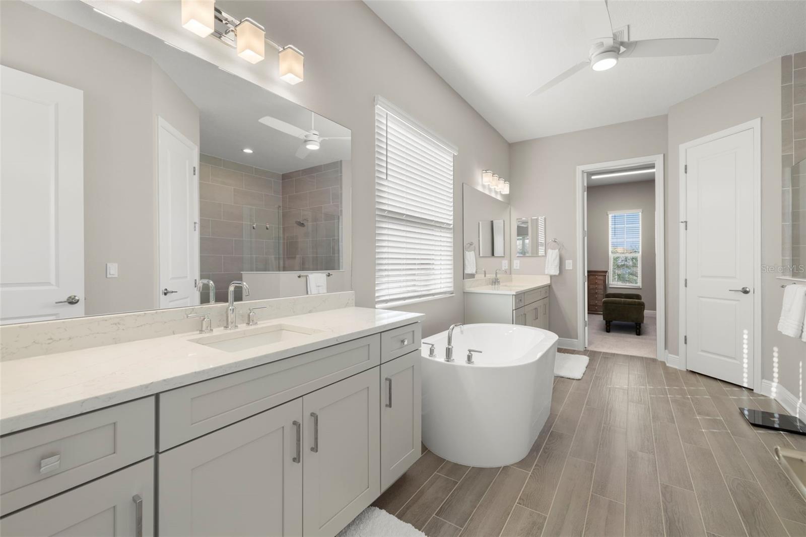 Image 28 of 87 For 14375 Skipping Stone Loop