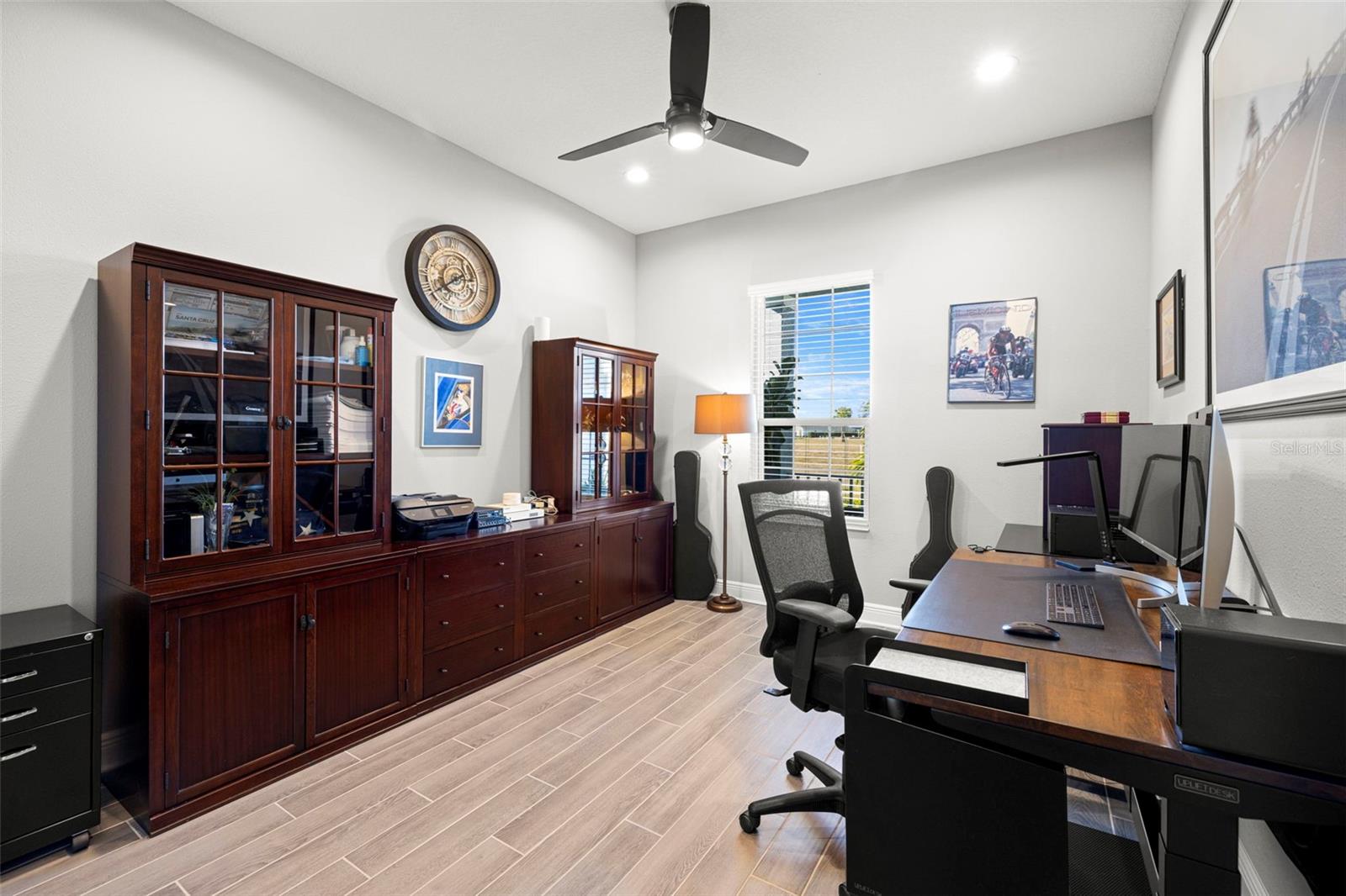 Image 32 of 87 For 14375 Skipping Stone Loop